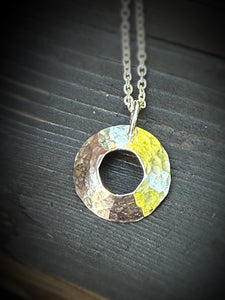 LUNA PENDANT NECKLACE