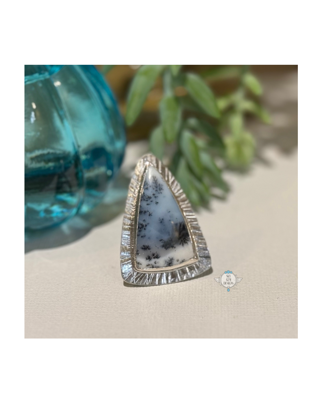 SNOW SCAPES SERENE RING SIZE 8.5