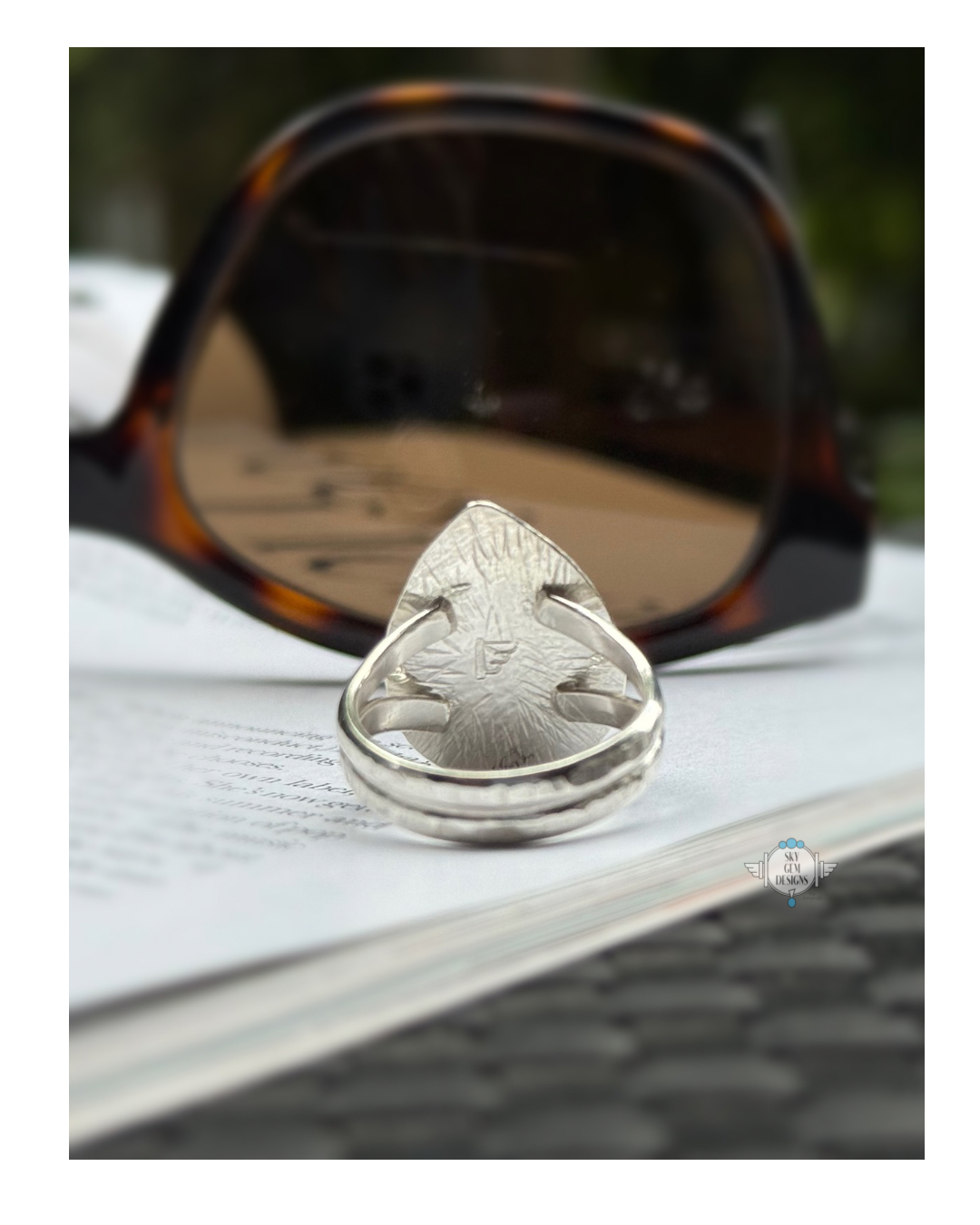STRAWBERRY MOON OPAL RING