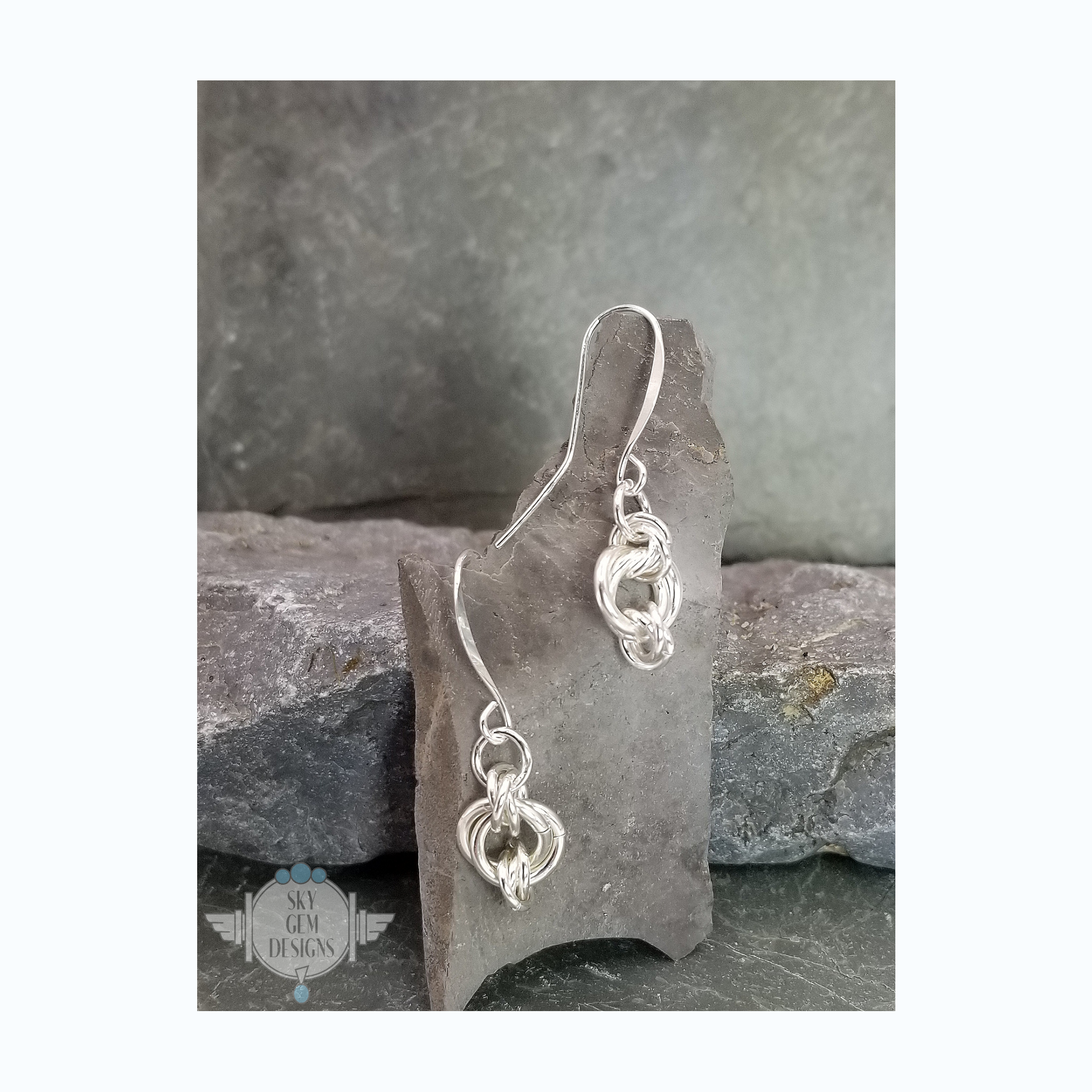 ENDLESS CIRCLE POWER OF THREE EARRINGS