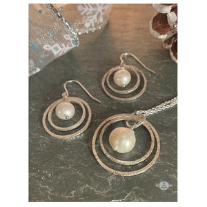 LIGHT OF THE MOON PENDANT NECKLACE & EARRINGS
